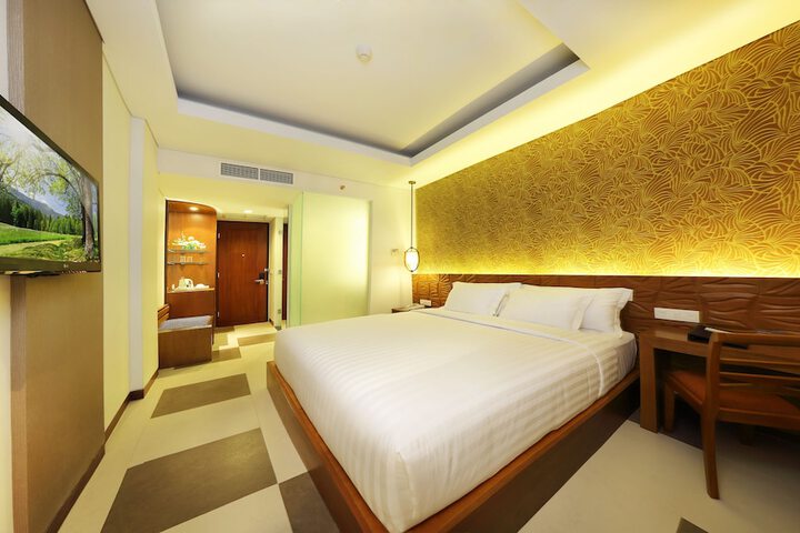 Room 14 of 41