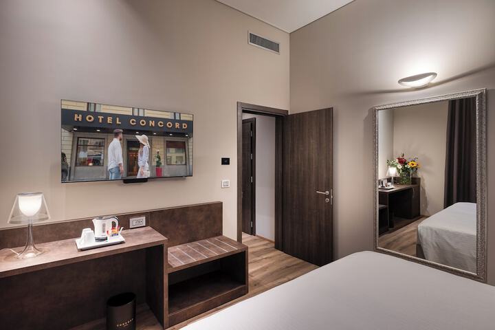 Room 25 of 50
