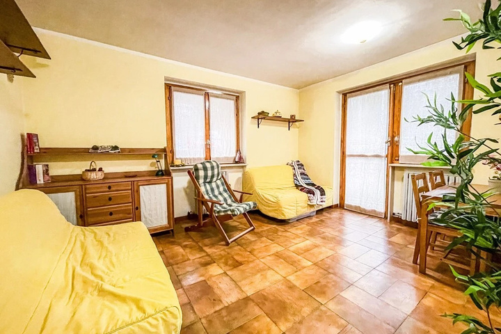 Room 5 of 19