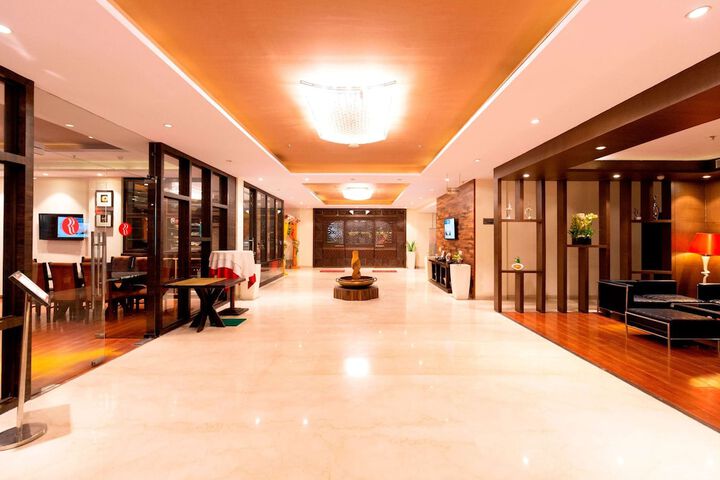 Lobby Entry