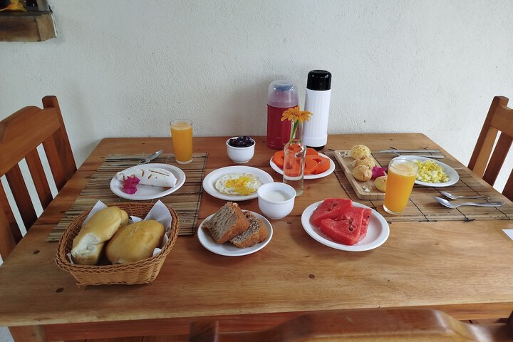 Breakfast/Coffee Service 111 of 129