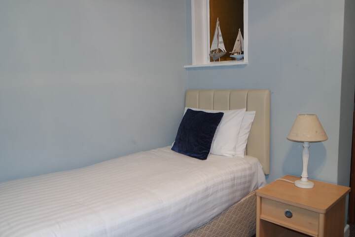 Room 46 of 160