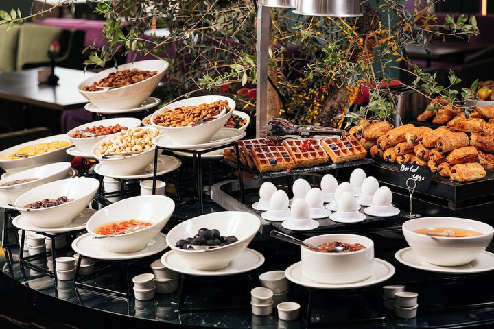 Dining 59 of 71