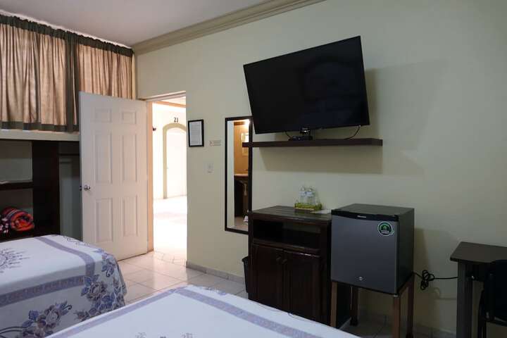Room 17 of 53