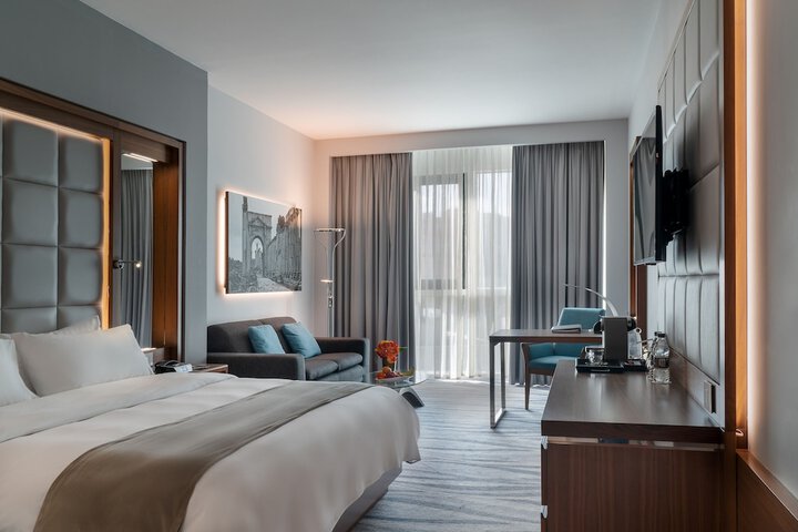 Room 15 of 103