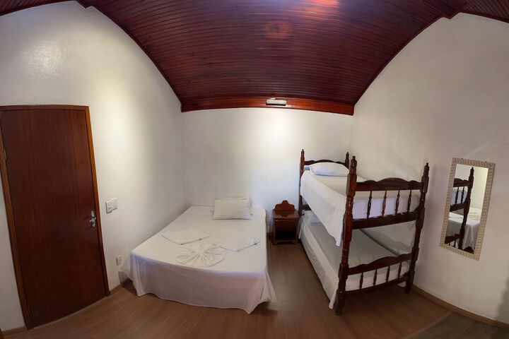 Room 68 of 147