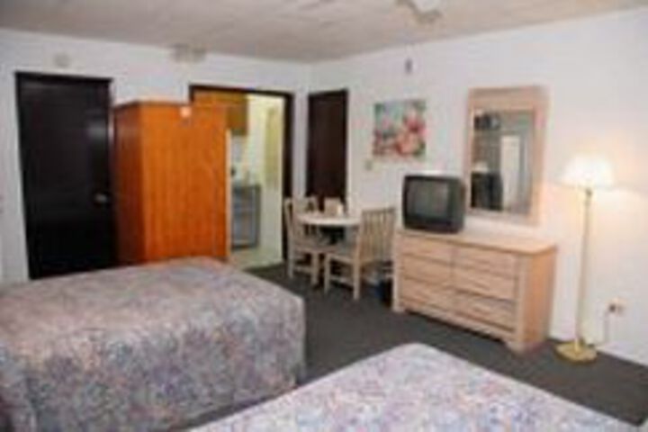 Room 8 of 29