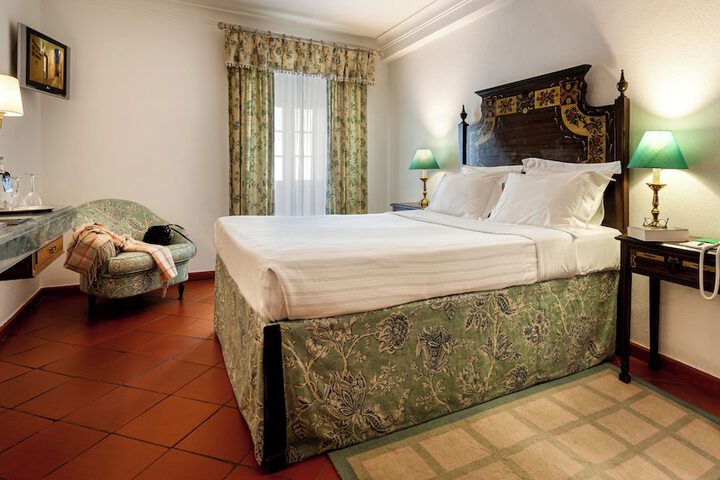 Room 5 of 29