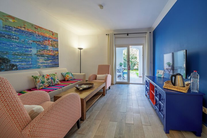 Room 8 of 55