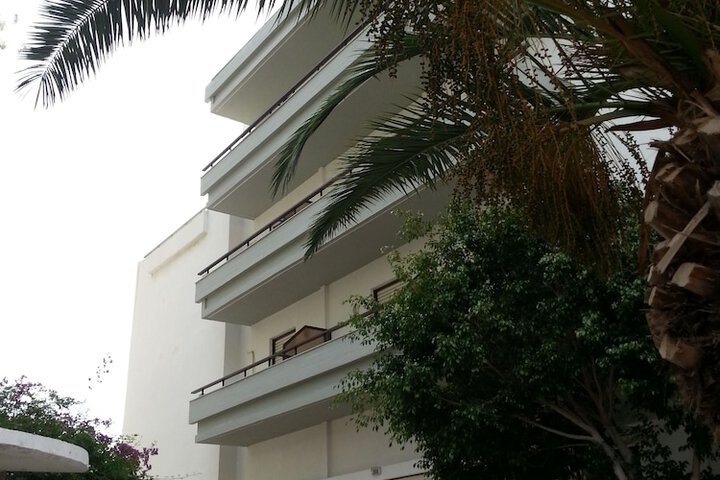 Hotel 2 of 9