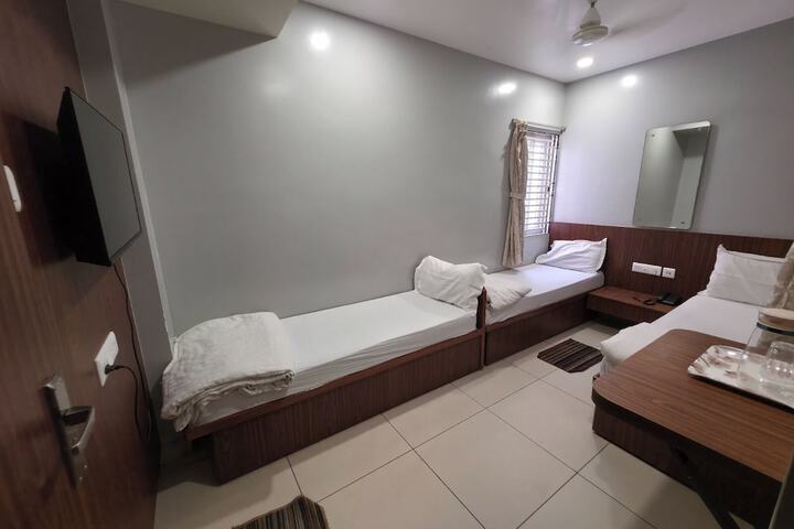 Room 11 of 59