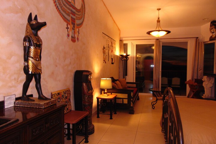 Room 168 of 413