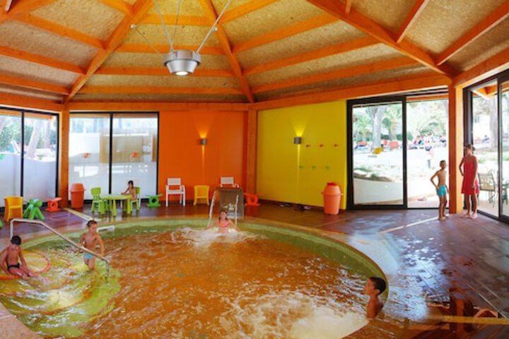 Pool 54 of 123