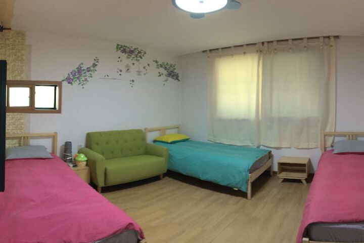 Room 18 of 47