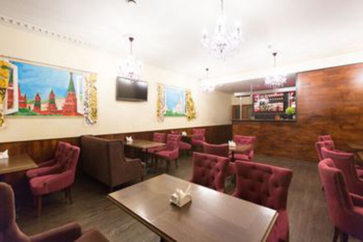 Lounge 42 of 61