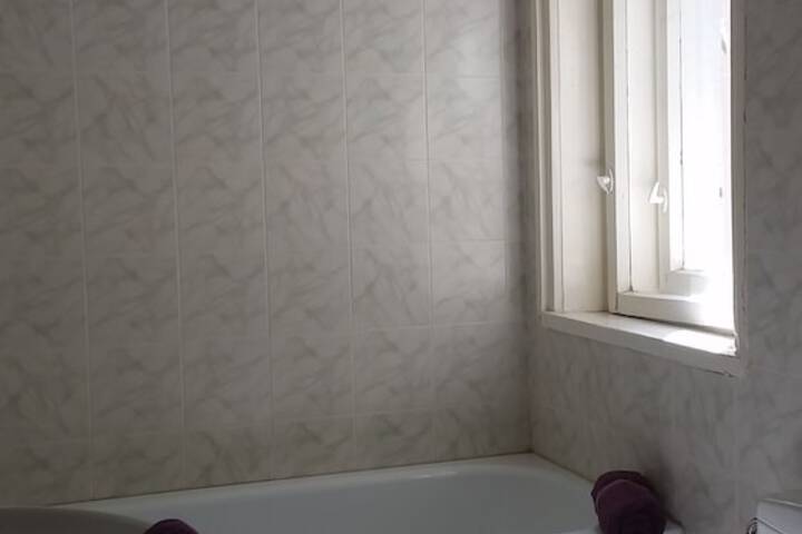 Room 7 of 30