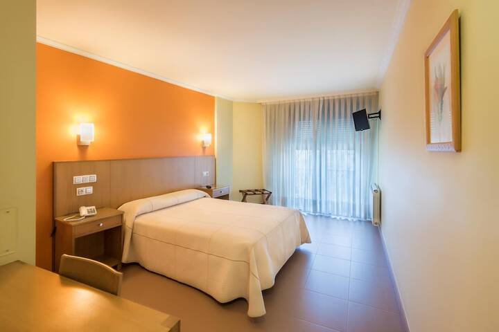 Room 3 of 47