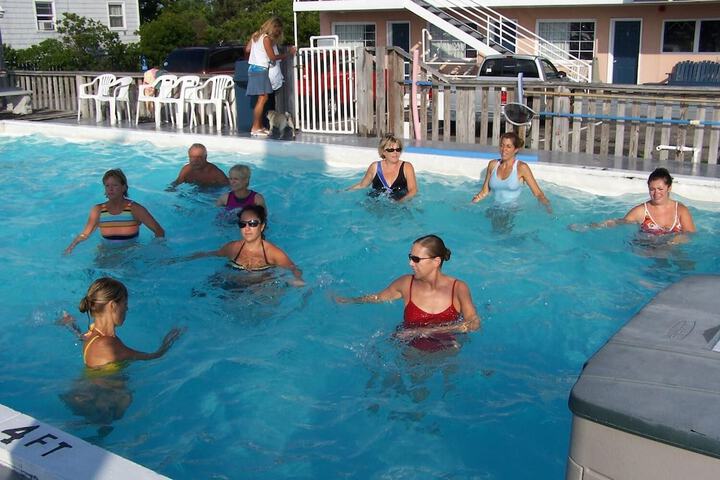 Pool 14 of 21