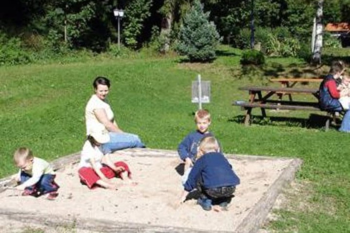 Children's play area - outdoor