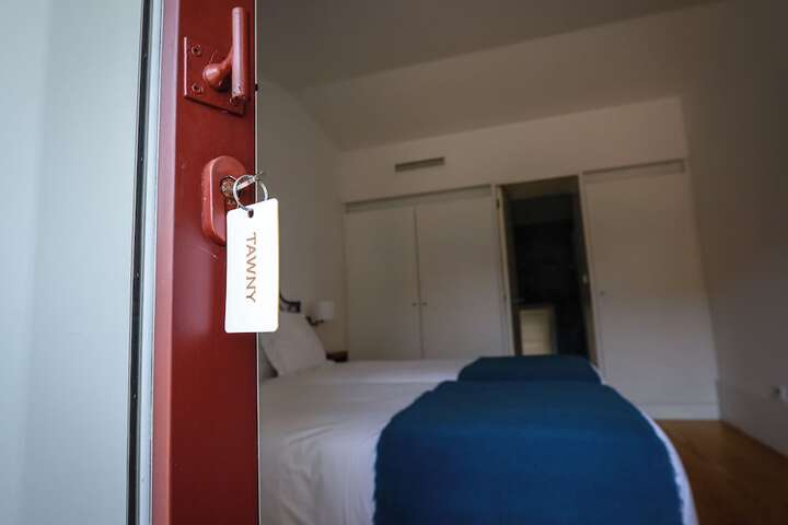 Room 28 of 70