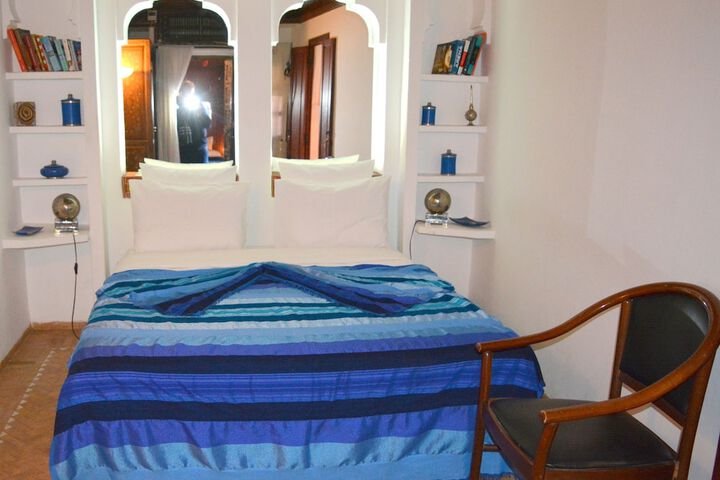 Room 25 of 107