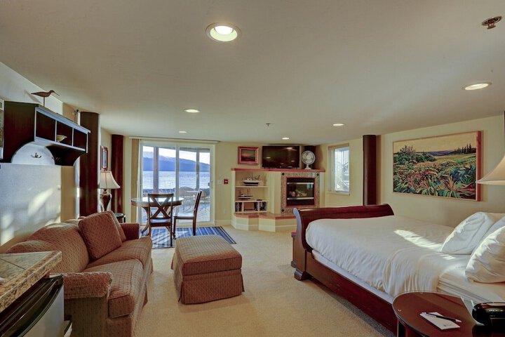 Room 74 of 184