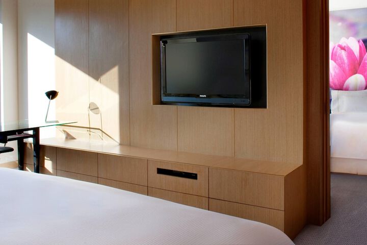 Room 17 of 117