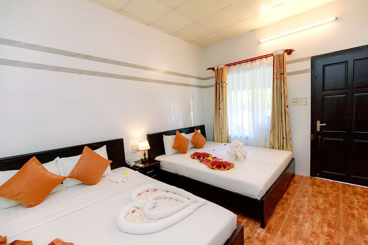 Room 32 of 131