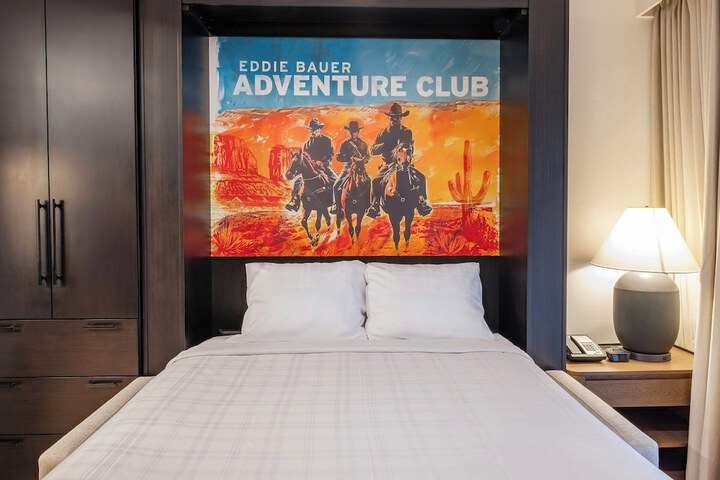 Room 5 of 39