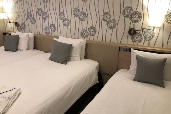Room 8 of 46