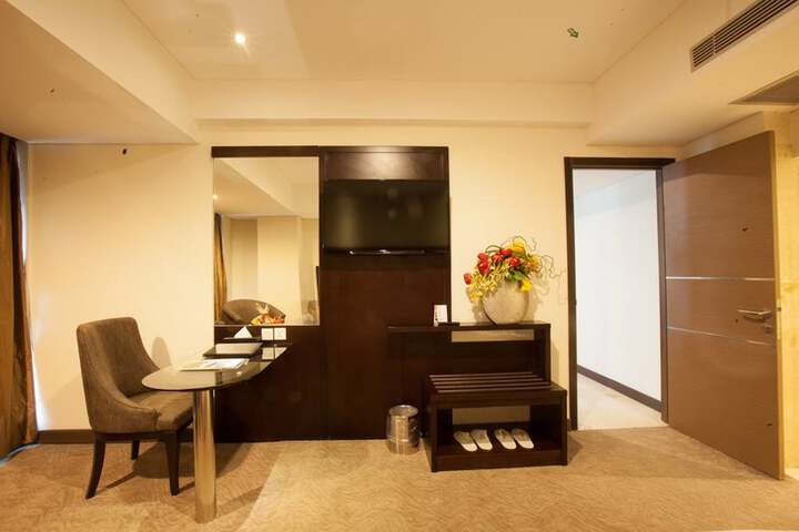 Room 21 of 72