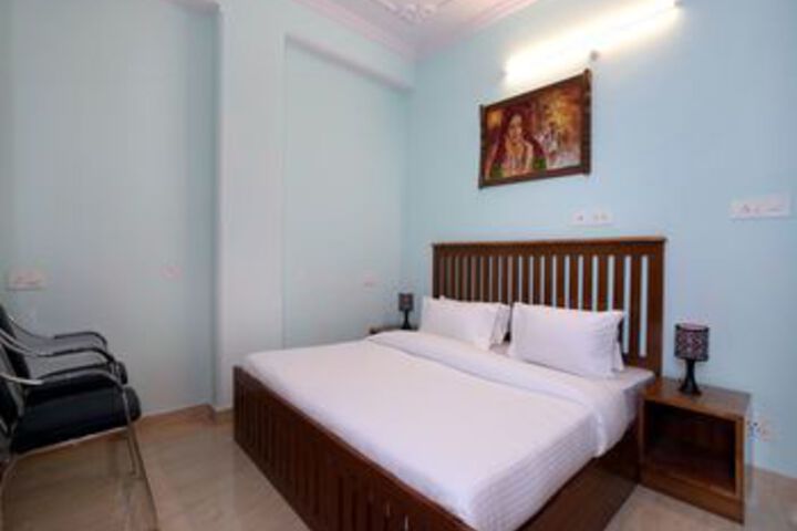 OYO Home 9838 2BHK Whistling Pines Bharari