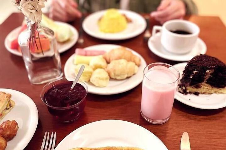 Breakfast/Coffee Service 38 of 49