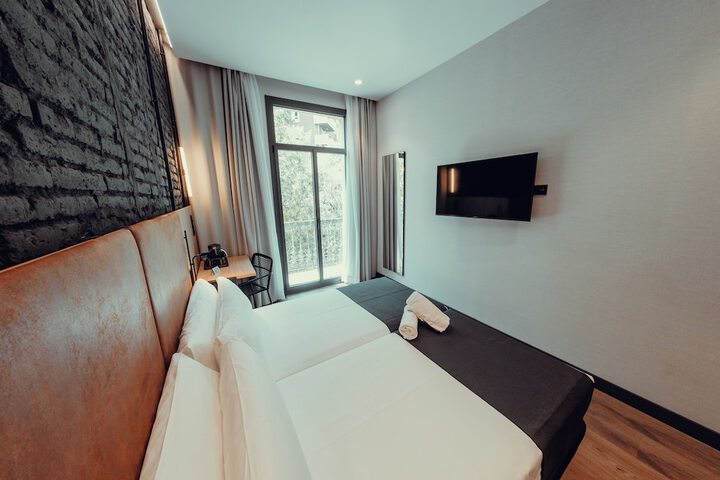 Room 58 of 110