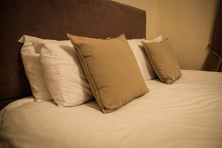 Room 2 of 29