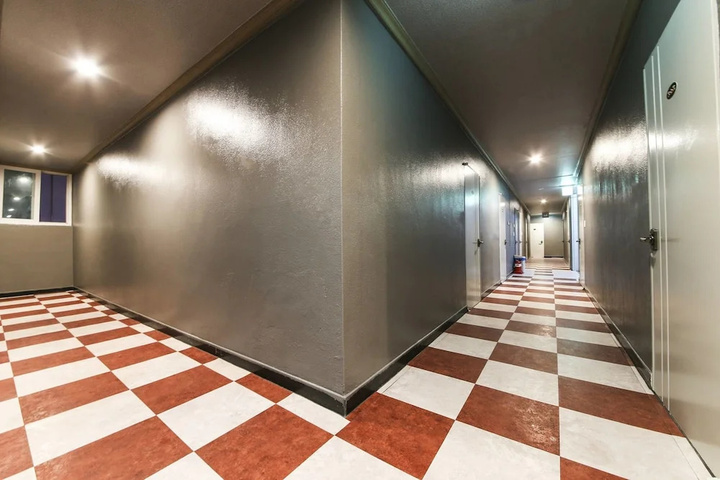 Room 7 of 11