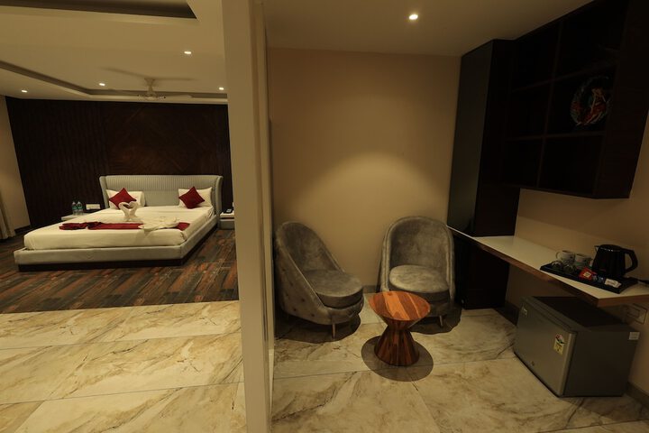 Room 63 of 75
