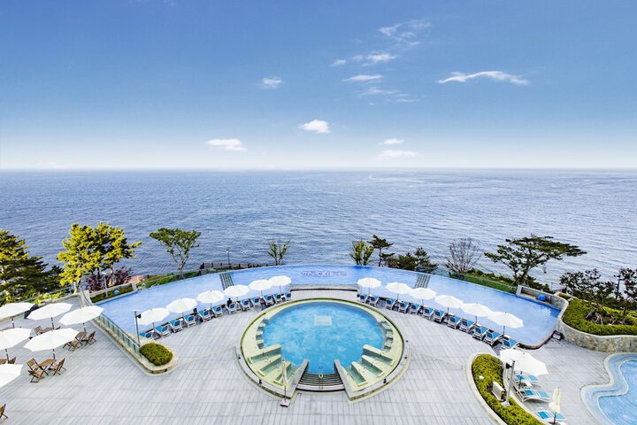 Pool 134 of 181