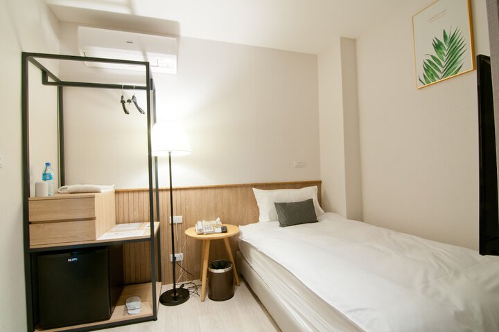 Room 14 of 44