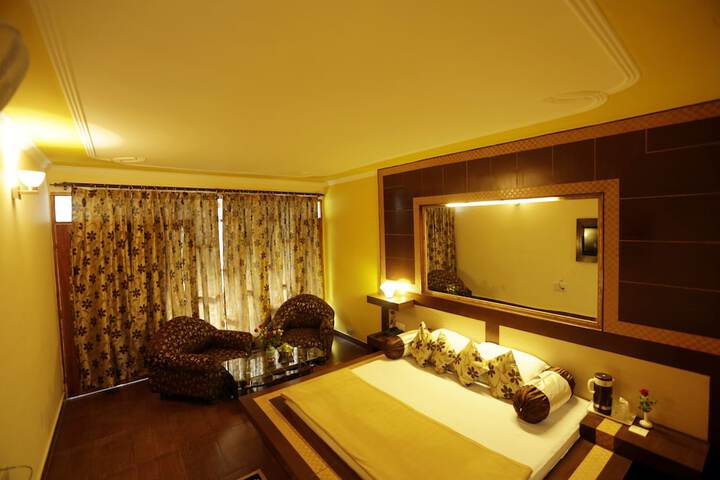 Room 9 of 47