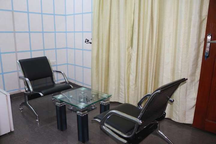 Room 5 of 68