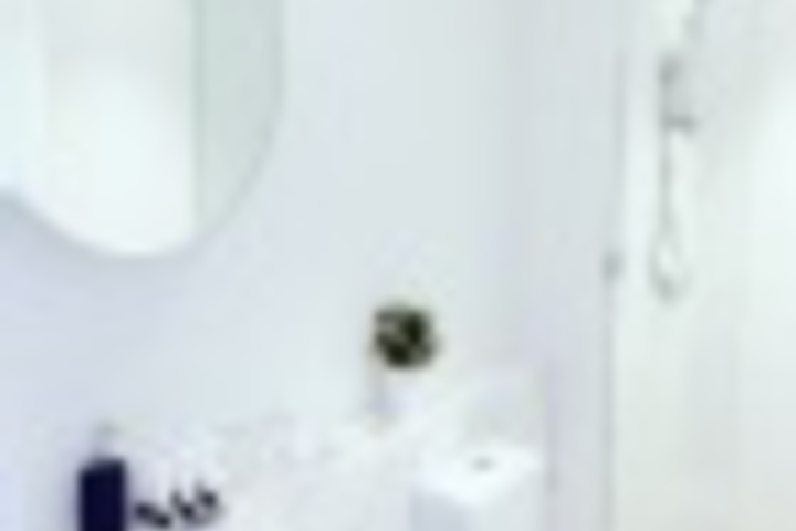Room 99 of 180
