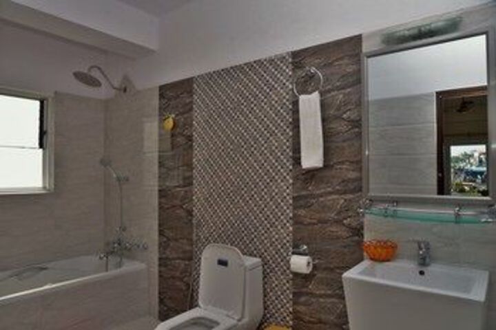 Clean Restrooms
