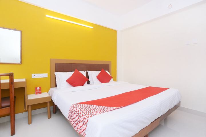 Room 9 of 21