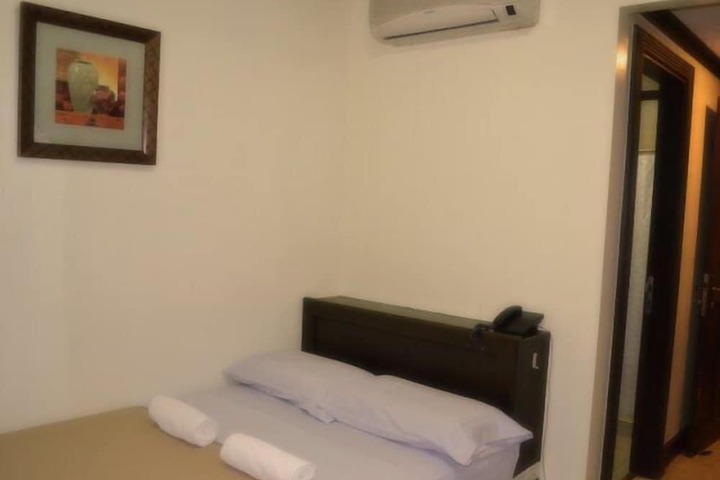 Room 19 of 50