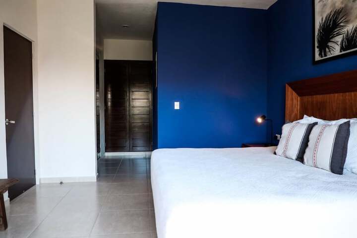 Room 5 of 15