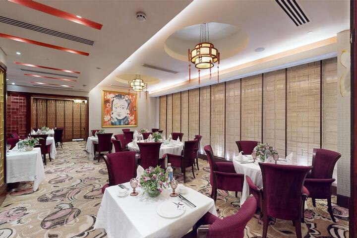 Dining 72 of 116