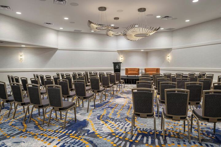 Entertainment 27 of 48