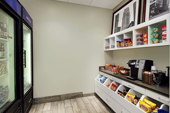 Snack bar