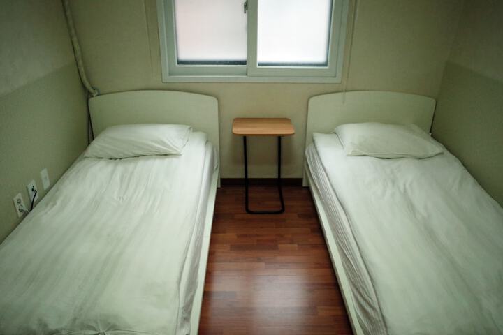 Room 10 of 59